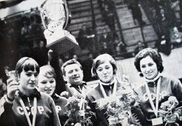 30b 1969 Weltmeisterinnen Russland 